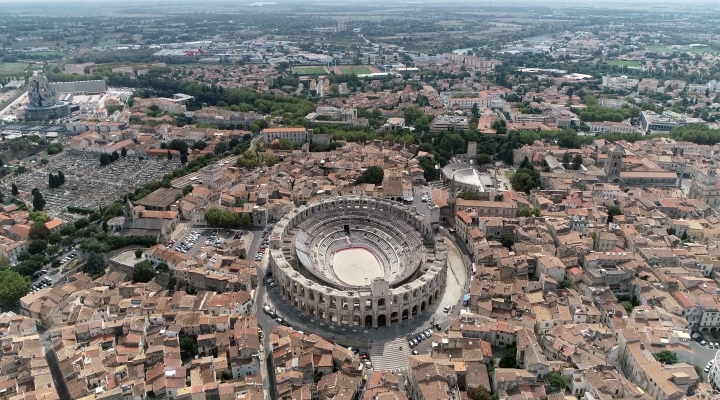 Firmato l’accordo di collaborazione  per la difesa del patrimonio culturale e  archeologico fra il territorio di Napoli e il dipartimento francese Bouches du Rhône