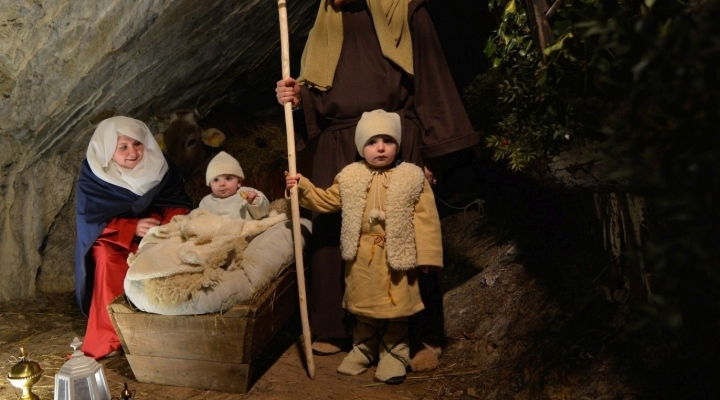 Mercatini di Natale e presepi in provincia di Brescia, dalla Valle Camonica al lago di Garda