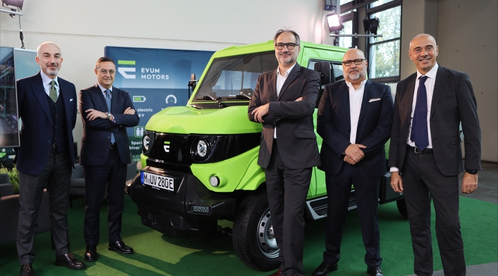 Koelliker annuncia il nuovo accordo commerciale con EVUM Motors