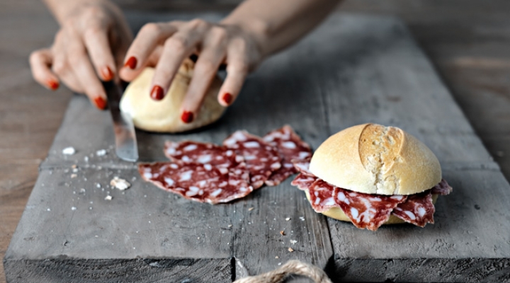 COMUNICATO STAMPA: NELLA GIORNATA DEL PANINO PROVA UNO DEI 700 SALUMI DELLA TRADIZIONE