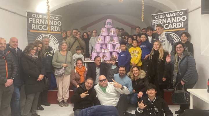 Grande successo per la serata sociale di Natale del club Magico Fernando Riccardi di Roma