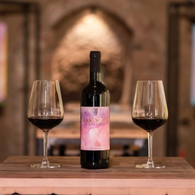 Irripetibile, il Super Tuscan di Podere Casanova, per una raffinata cena di San Valentino