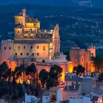 L’Ufficio del Turismo Spagnolo di Roma si rinnova nel segno della Croce di Caravaca de la Cruz