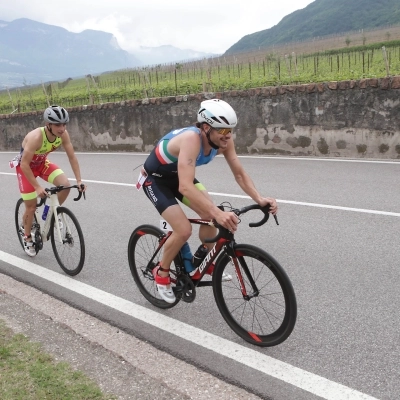 DUE MESI AL TRIATHLON LAGO DI CALDARO. LA TENTAZIONE È IRRESISTIBILE