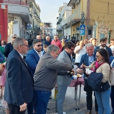 Brusciano Questua Giglio Parulano per la Festa dei Gigli 2023. (Scritto da Antonio Castaldo).