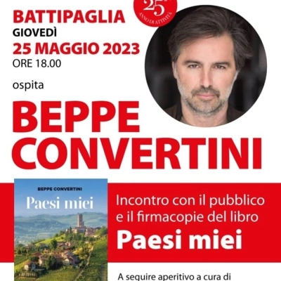 Beppe Convertini alla Mondadori di Battipaglia con il libro 'Paesi miei'