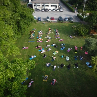 YOGA E RESPIRO IN GIARDINO PER I DIPENDENTI: MAGLIFICIO GIORDANO'S PROMUOVE LA SALUTE E IL BENESSERE NELL’AMBIENTE DI LAVORO