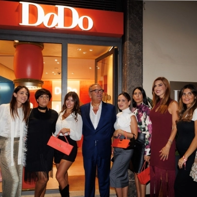 Vip e influencer all’opening della nuova boutique Dodo a Napoli con private party nella storica discoteca La Mela 