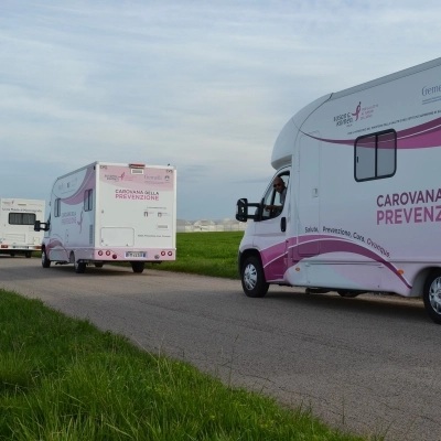 TORNA IN BASILICATA “INSIEME SIAMO PIÙ FORTI”  L’INIZIATIVA PROMOSSA DA PROCTER & GAMBLE A SOSTEGNO  DELLA “CAROVANA DELLA PREVENZIONE” DI KOMEN ITALIA  PER PORTARE ESAMI GRATUITI DI PREVENZIONE