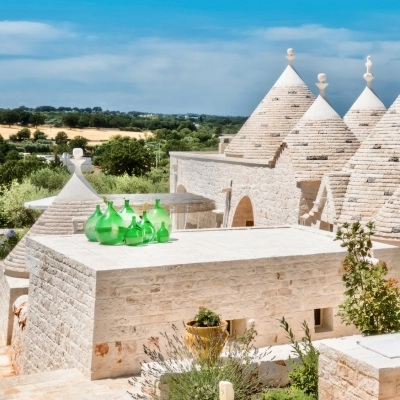 Locorotondo (Ba): premio Best Holiday Home Boutique Hotel  per Trulli Santa Croce