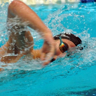 Un corso di nuoto gratuito per le festività della Chimera Nuoto