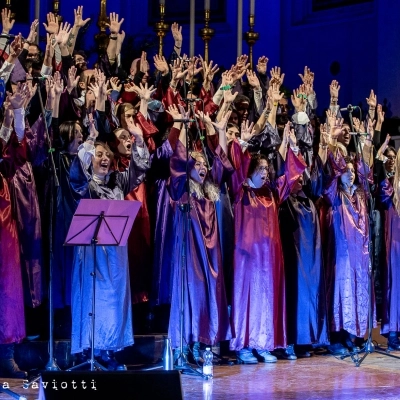 LA CORELLI CELEBRA LE FESTE CON IL GOSPEL DEI 