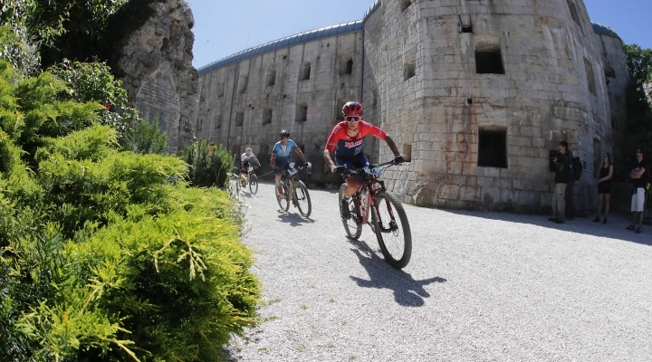 Il richiamo degli altipiani cimbri: la terra dei ciclisti al 100%