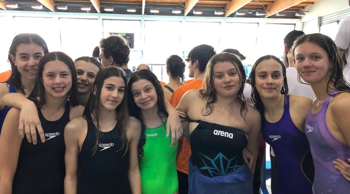 La Chimera Nuoto debutta al Campionato Regionale Giovanile con sei medaglie