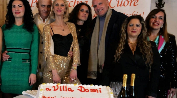 ”Ischia nel cuore” premia Rise Up! per il progetto “SocialArt – Panchine d’Autore”