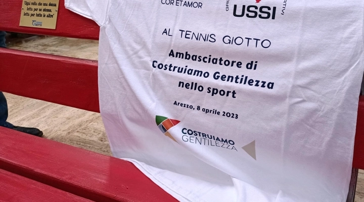 Il premio “Costruiamo gentilezza nello sport” al Tennis Giotto