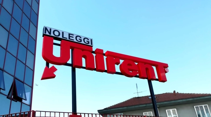 Unirent.it - noleggio furgoni a Torino per traslochi fai da te