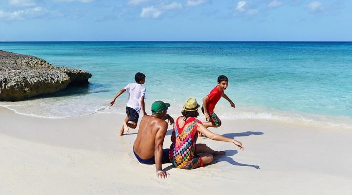 Visitare un’isola tropicale in famiglia? Ad Aruba, si può