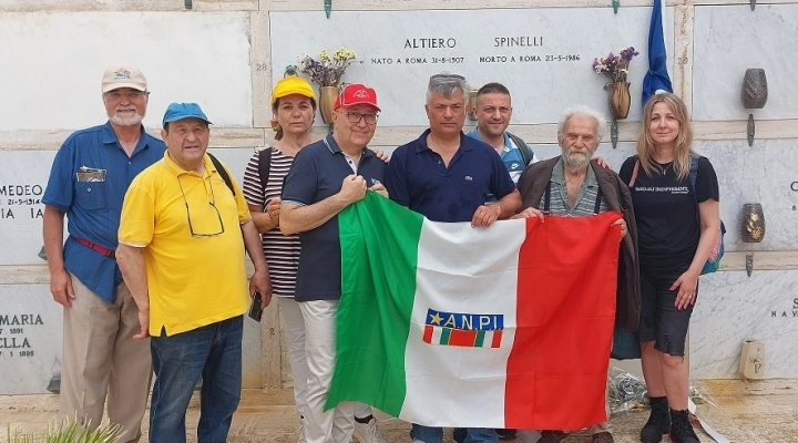 ANPI Zona Nolana Omaggia Spinelli a Ventotene. (Scritto da Antonio Castaldo)