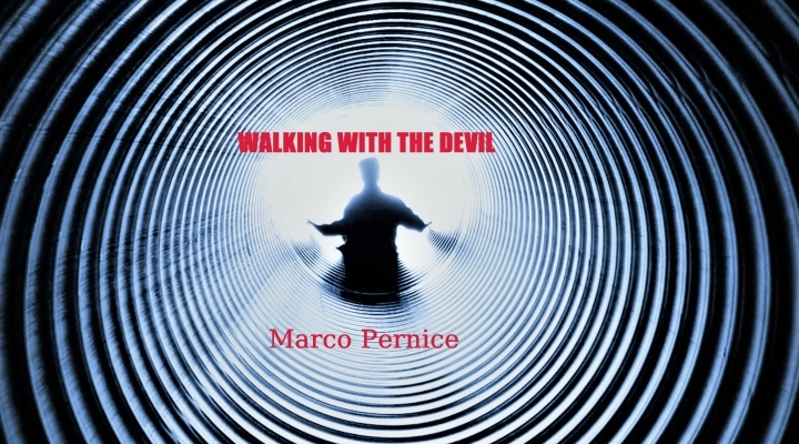 WALKING WITH THE DEVIL, Marco Pernice esorcizza i demoni contemporanei con chitarre ed elettronica