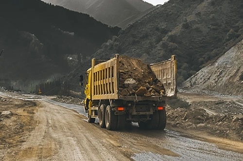 La concessionaria di camion Mercedes-Benz: eccellenza e affidabilità