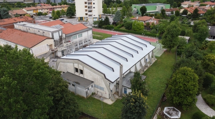 L'ANNO SCOLASTICO INIZIA MEGLIO SE IL TETTO HA LE MEMBRANE DERBIGUM   