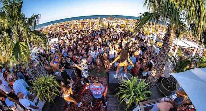 Al Papeete Beach Milano Marittima l'estate non si ferma! 9/9 White Christmas Beach Party