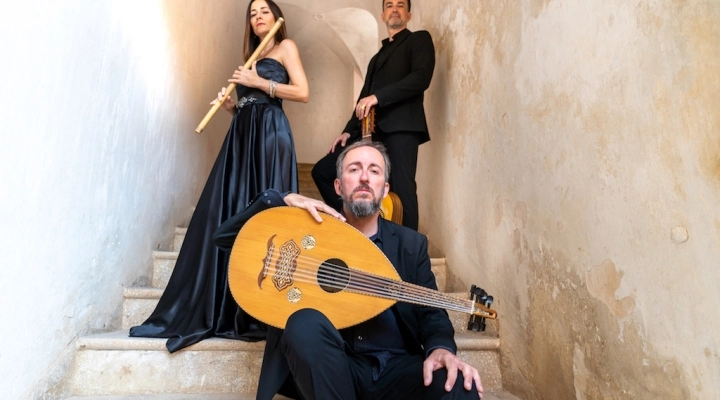 Weekend in musica a Sala Assoli: tra Napoli e la Puglia, con Andrea Cassese e il trio La Cantiga De La Serena il 7 e l'8 ottobre