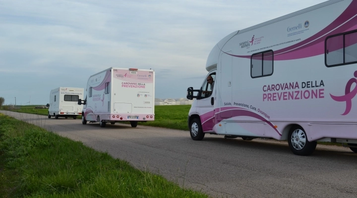 TORNA IN BASILICATA “INSIEME SIAMO PIÙ FORTI”  L’INIZIATIVA PROMOSSA DA PROCTER & GAMBLE A SOSTEGNO  DELLA “CAROVANA DELLA PREVENZIONE” DI KOMEN ITALIA  PER PORTARE ESAMI GRATUITI DI PREVENZIONE