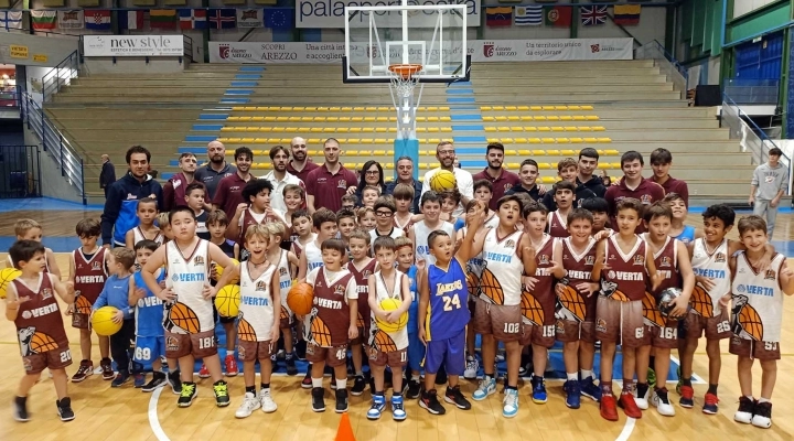 Il Consiglio Regionale della Toscana ha premiato la Scuola Basket Arezzo