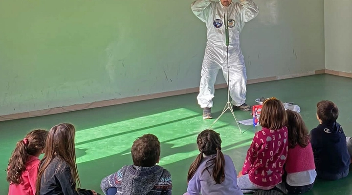 Laboratori di teatro nelle scuole primarie contro gli stereotipi di genere