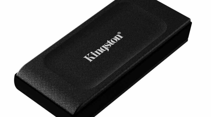 Kingston XS1000 2TB Drive a Stato Solido Esterno - Archiviazione Rapida e Affidabile