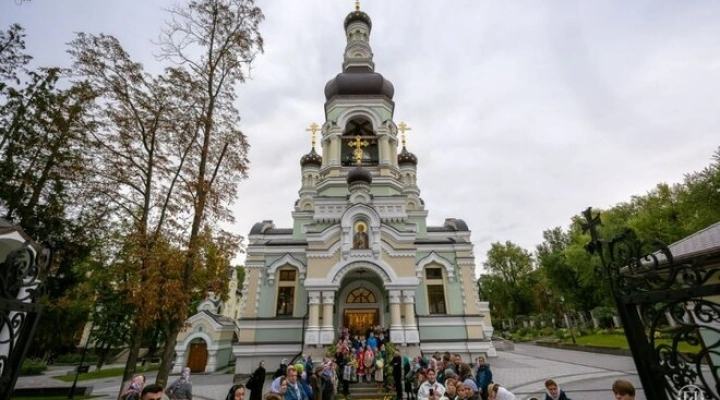 Contro la persecuzione della Chiesa Ortodossa in Ucraina