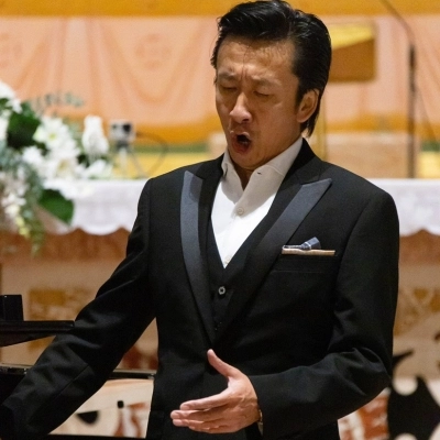 Wang Huandong, il Baritono che unisce Oriente e Occidente