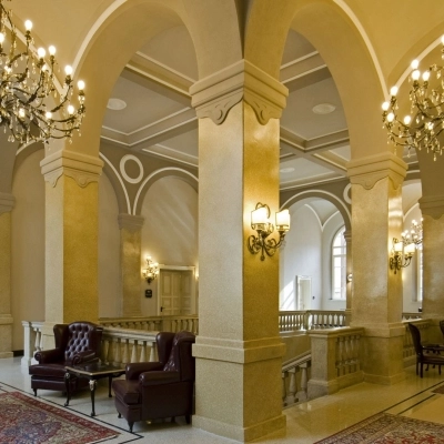 PiazzaHotels  a Parma con Il Gran Hotel Palazzo Vighi *****