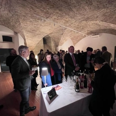 Alla Cena Oleocentrica di Bettona (Pg) presenti anche i Vini della Cantine Zanchi e della Famiglia Cotarella associate alla Strada dei Vini Etrusco romana