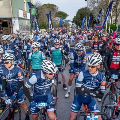 Si apre il sipario sulla 22esima Gran Fondo di Riccione