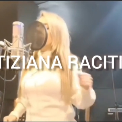 Tiziana Raciti: tutti pazzi per Pick me up, il nuovo singolo appena uscito 