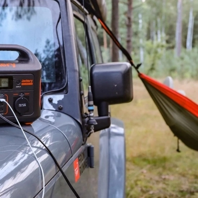 L’energia portatile di Jackery. Anche per chi dorme in amaca  