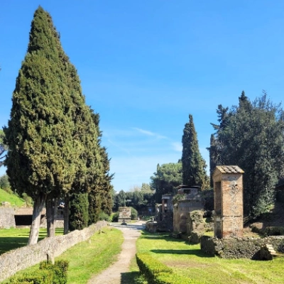 PORTA NOCERA, LA NECROPOLI E I CALCHI DELLE VITTIME DELL’ERUZIONE - Un nuovo percorso di visita, al termine degli interventi di manutenzione e valorizzazione