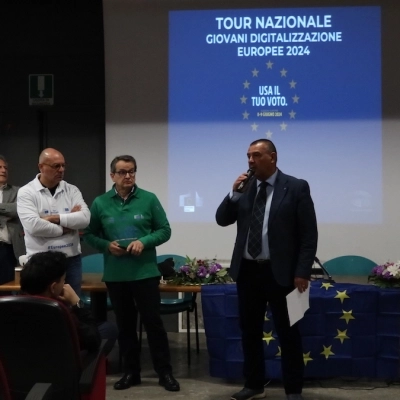 Giovani, digitalizzazione, europee2024: l’Istituto “Vinci, Nervi, Fermi,” di Alessandria in prima linea per sostenere l’UE