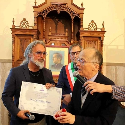 Premio Internazionale VI Edizione 2024 Diritti Umani, Diritti Civili e Impegno Sociale Don Tonino Bello Apostolo di Carità                                 Al Maestro Michele Maria Màngano Ambasciatore del Folk Pugliese n