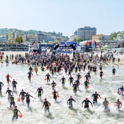  A Cattolica ecco OCEANMAN: il 24 - 26 maggio attesi centinaia nuotatori da 30 paesi del mondo