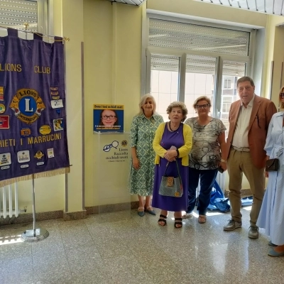 Lions Club Chieti I Marrucini posiziona un raccoglitore per occhiali usati nel Policlinico di Chieti