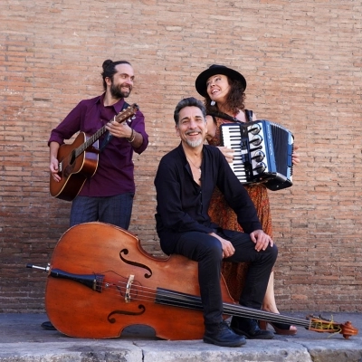 Traindeville trio in concerto al Caffè delle Esposizioni Sabato 13 luglio 