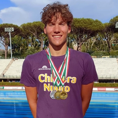 Tre medaglie per Gabriele Gambini ai Campionati Italiani Giovanili di nuoto