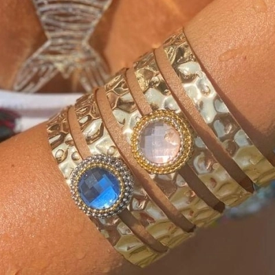 Claudia De Rosa Jewelry: una fusione di arte, design e sostenibilità