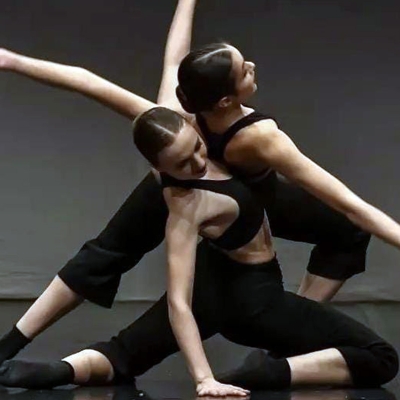 Due danzatrici casentinesi alla Ballet Staatstheather Augsburg