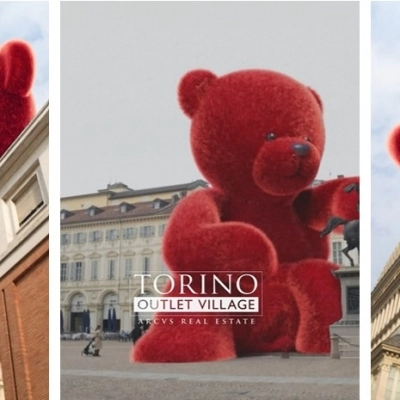 A Torino è arrivato un enorme turista speciale, l'orso Tovvi