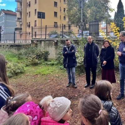 Oltre 800 piccoli alunni a scuola nel verde: apre a Teramo l’Aula Natura di WWF e P&G Italia